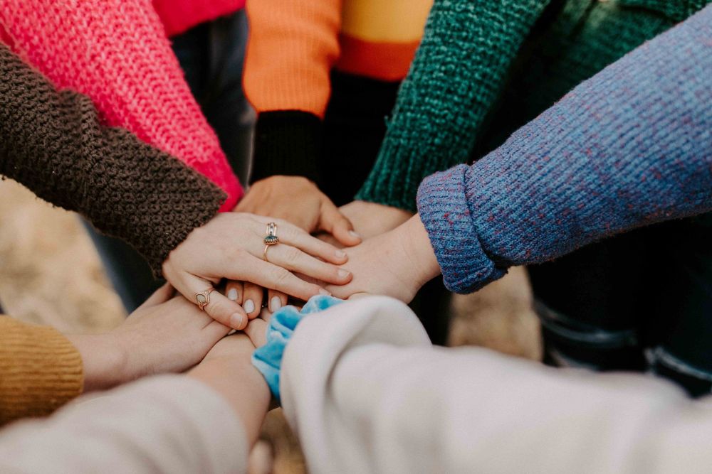 women's hands 