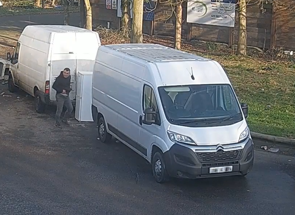 Fly tipper 