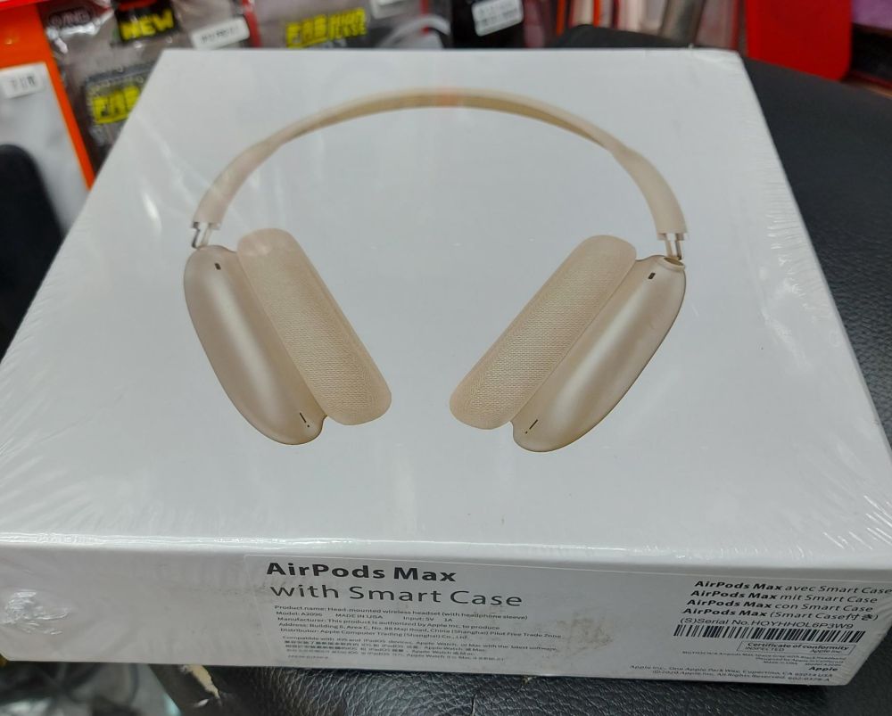Counterfeit Apple Airpods 